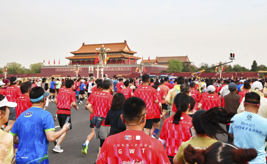 使用九游娱乐平台下载的优势探讨